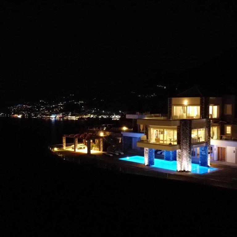 Villa in Community of Elounta, Agios Nikolaos Municipal Unit, Greece 2 - 11518513