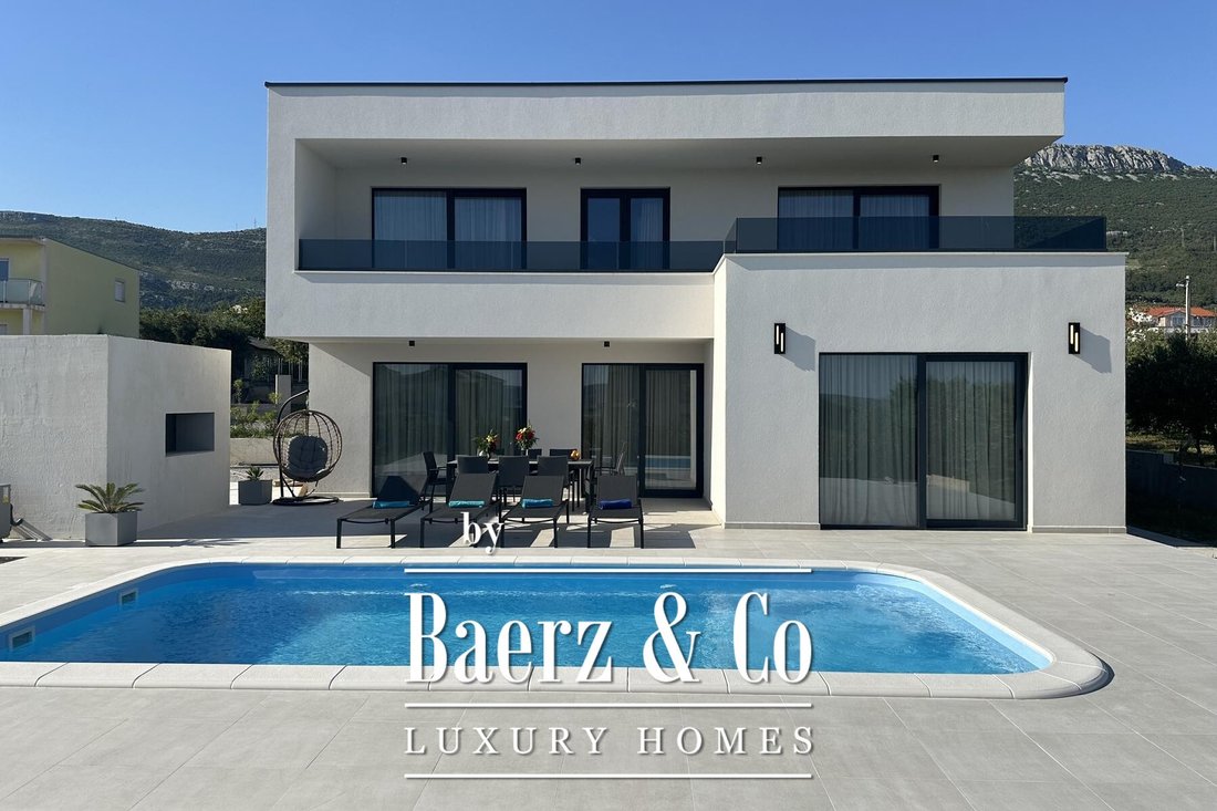 Townhouse in Kastel Stari, Split-Dalmatia County, Croatia 1 - 14106335