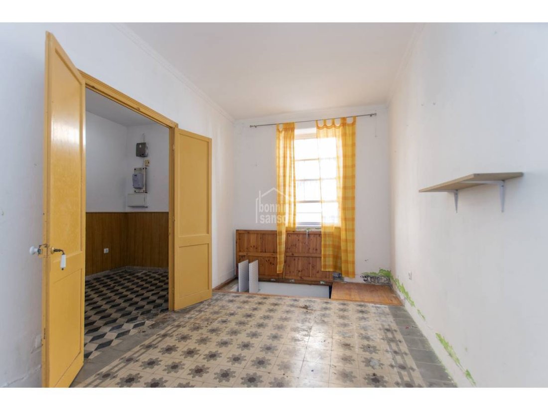 Townhouse in Maó / Mahón, Balearic Islands, Spain 4 - 14186043