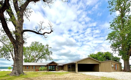 House in Graford, Texas, United States 1