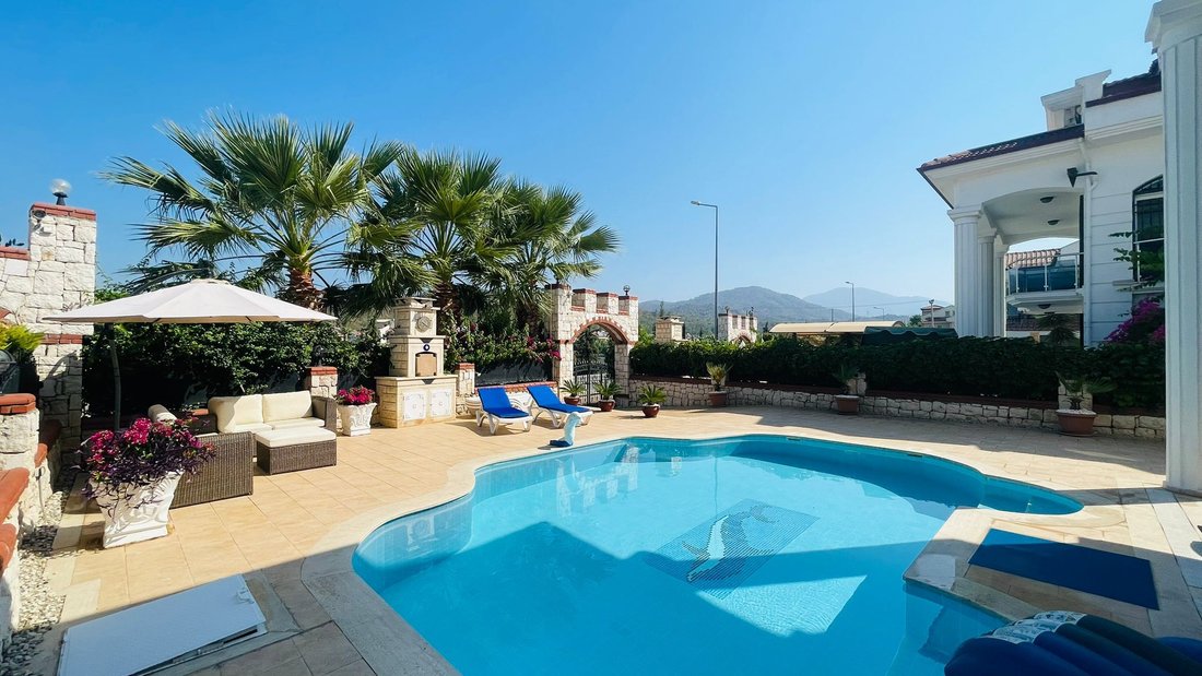 Villa in Çalış Beach, Muğla, Turkey 4 - 14185575