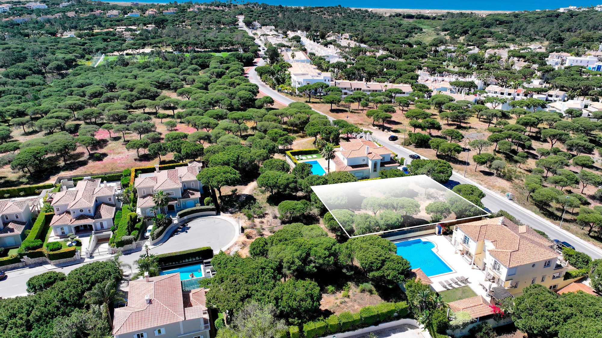 Land for sale in Loulé, Portugal — €1,875,000