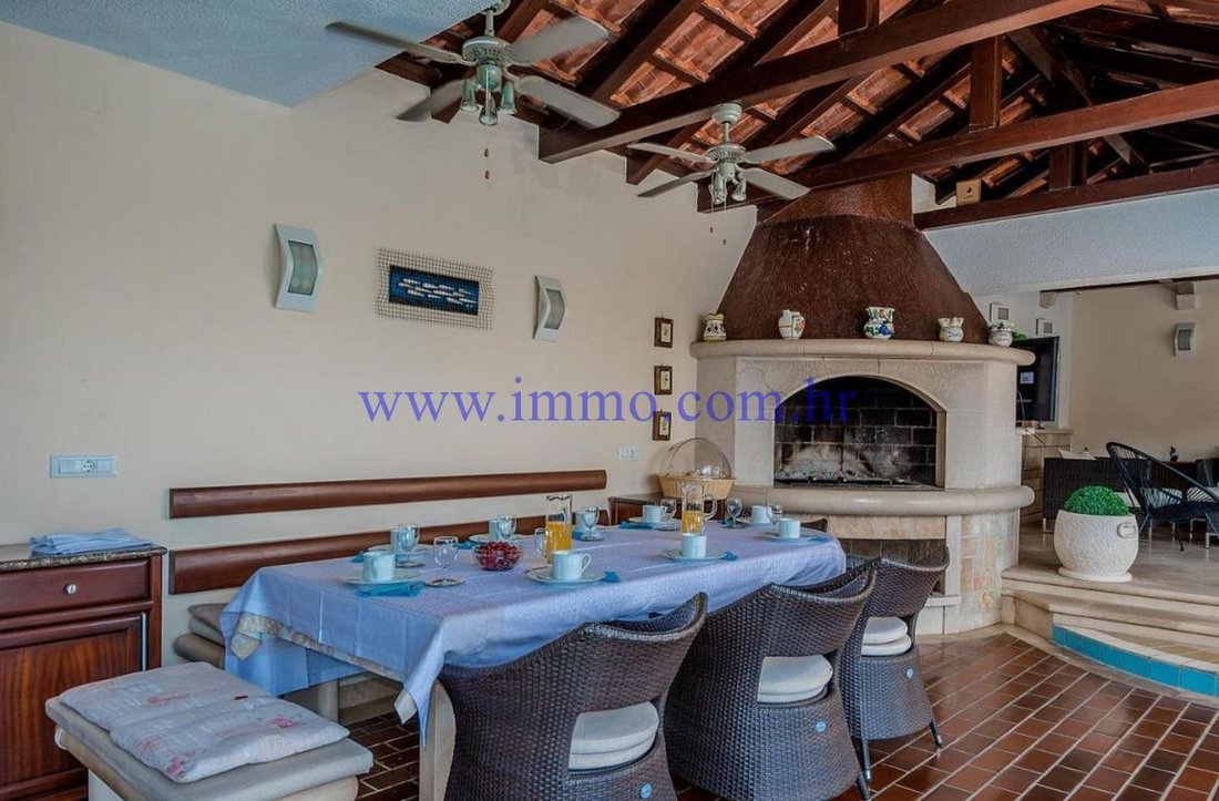 Villa in Sumartin, Split-Dalmatia County, Croatia 5 - 14197430