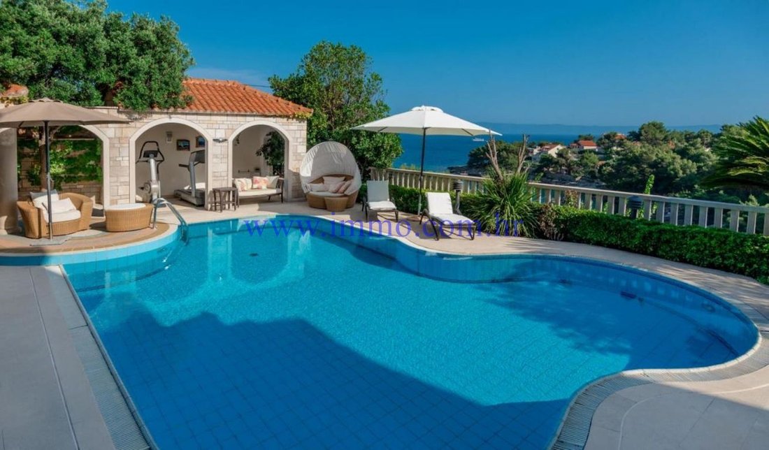 Villa in Sumartin, Split-Dalmatia County, Croatia 1 - 14197430