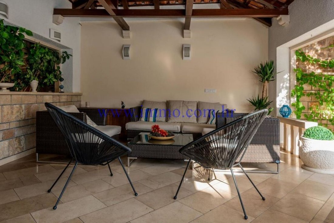 Villa in Sumartin, Split-Dalmatia County, Croatia 4 - 14197430