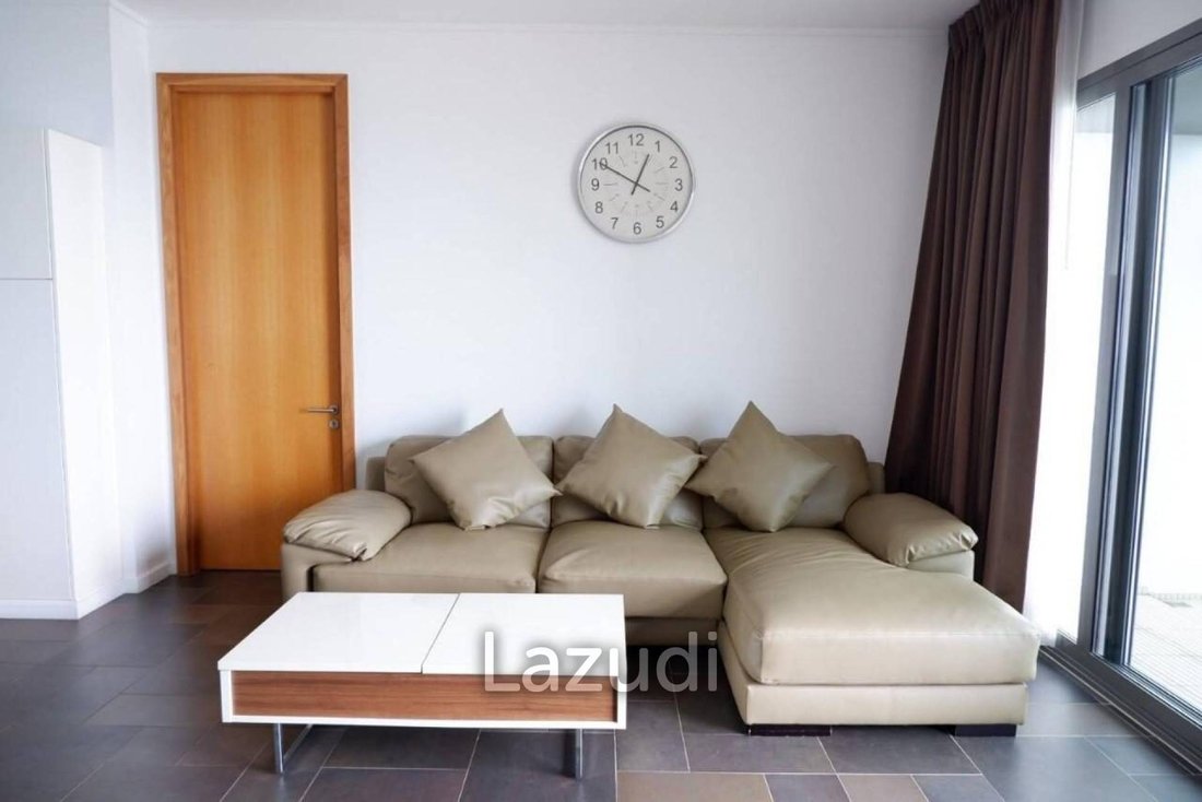 Apartment in Pattaya City, Chon Buri, Thailand 2 - 14199861