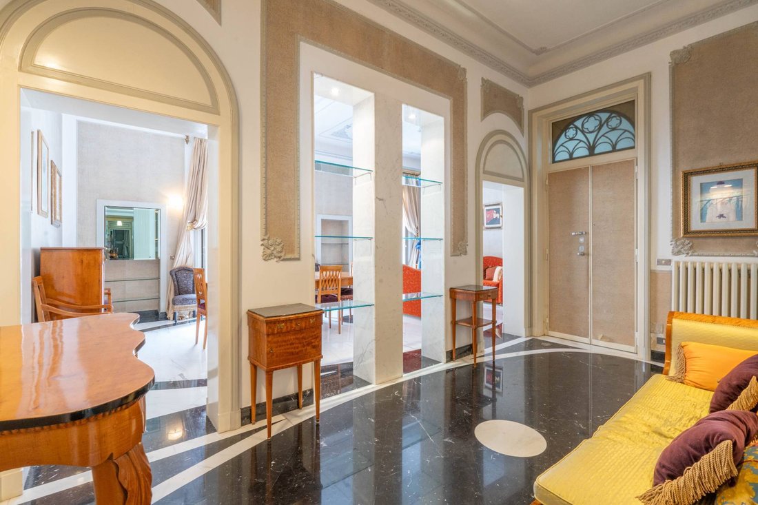 Apartamento en Bari, Apulia, Italia 2 - 14197281