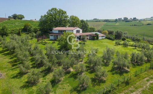 Castle for Sale in San Clemente, Tuscany, Italy