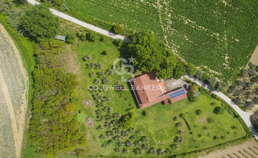 Castle for Sale in San Clemente, Tuscany, Italy