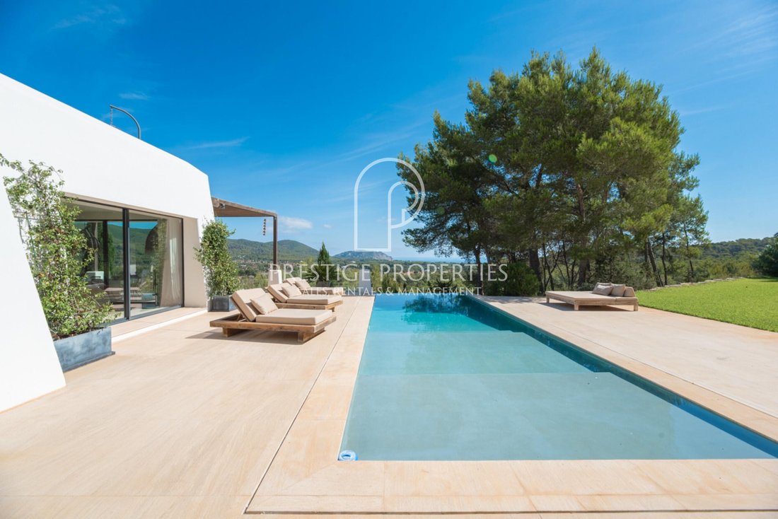 Villa in Santa Eularia des Riu, Balearic Islands, Spain 1 - 13251092