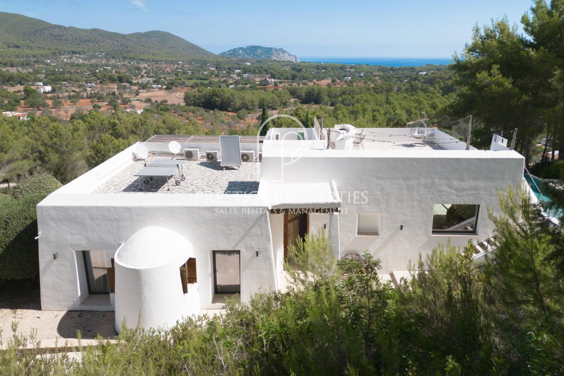Villa in Santa Eularia des Riu, Balearic Islands, Spain 3 - 13251092