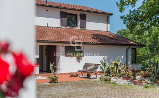 Castle for Sale in San Clemente, Tuscany, Italy