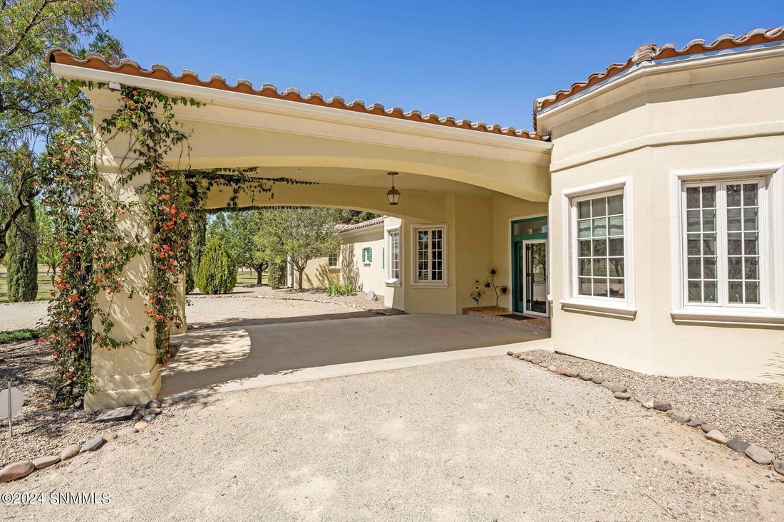 House in Las Cruces, New Mexico, United States 4 - 14197613