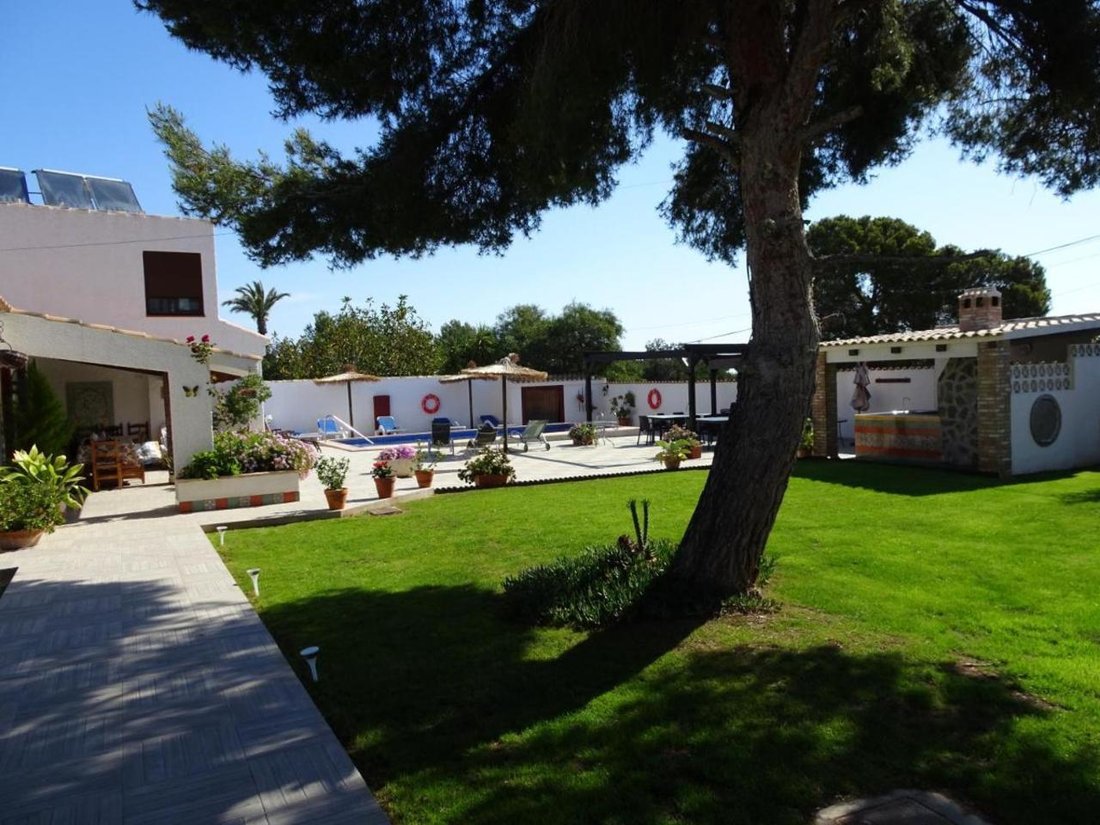 Villa in Orihuela, Valencian Community, Spain 5 - 14198039