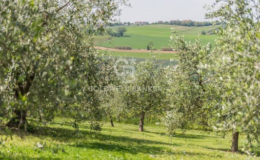 Castle for Sale in San Clemente, Tuscany, Italy