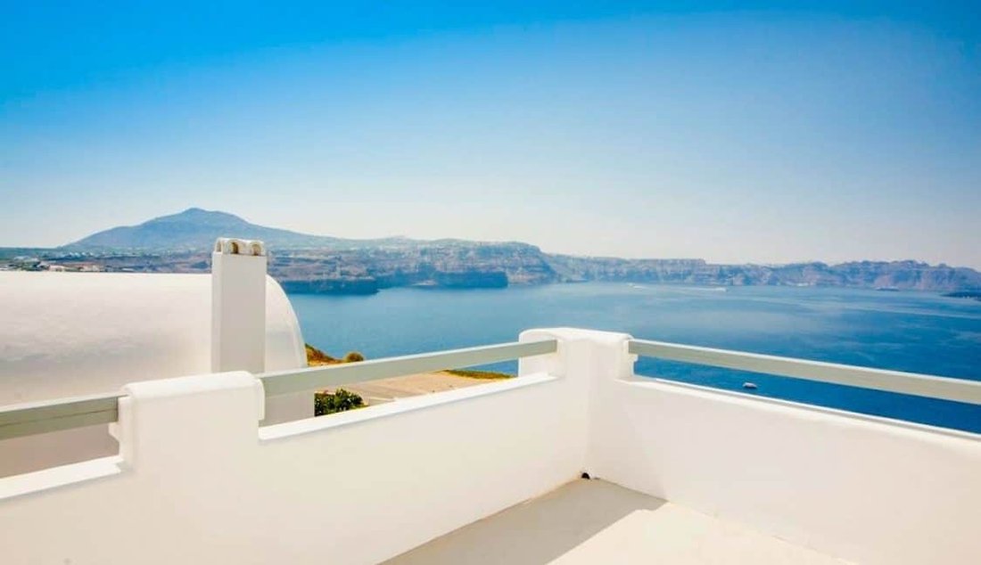 Villa in Thira, Aegean, Greece 3 - 10613488