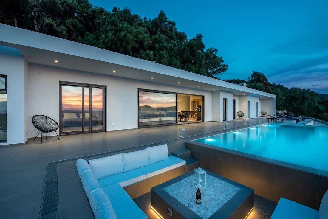 Villa in Corfu, Peloponnese, Western Greece and the Ionian, Greece 2 - 14201868