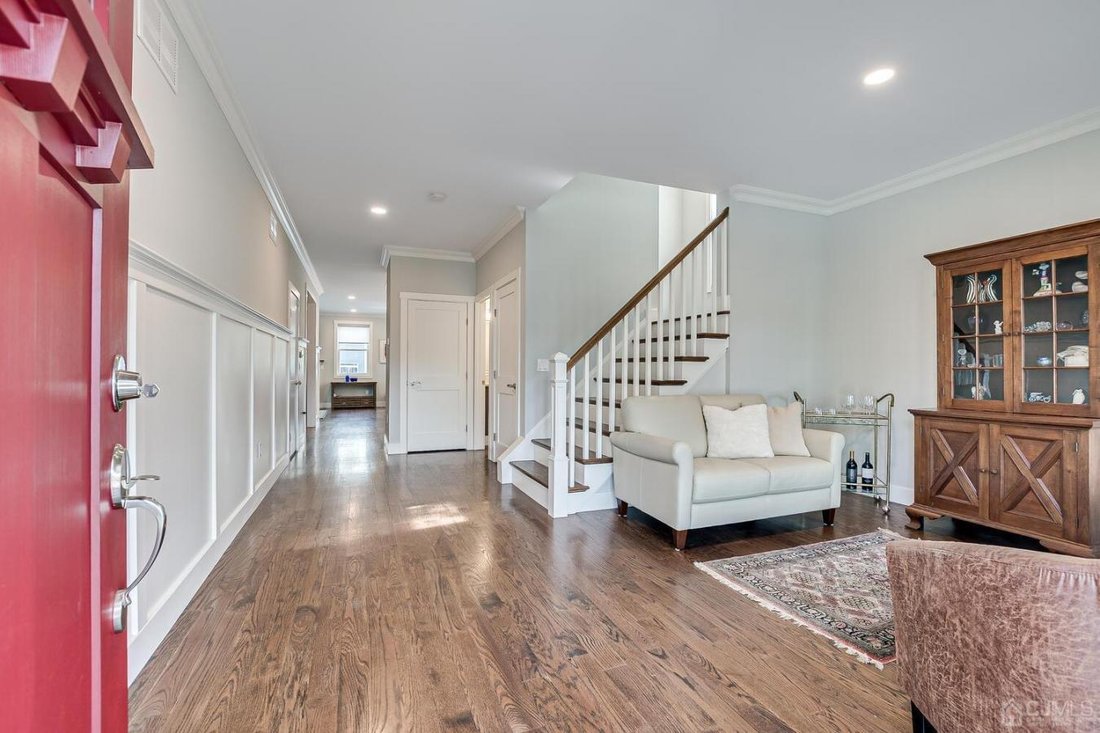 House in Metuchen, New Jersey, United States 5 - 14209021