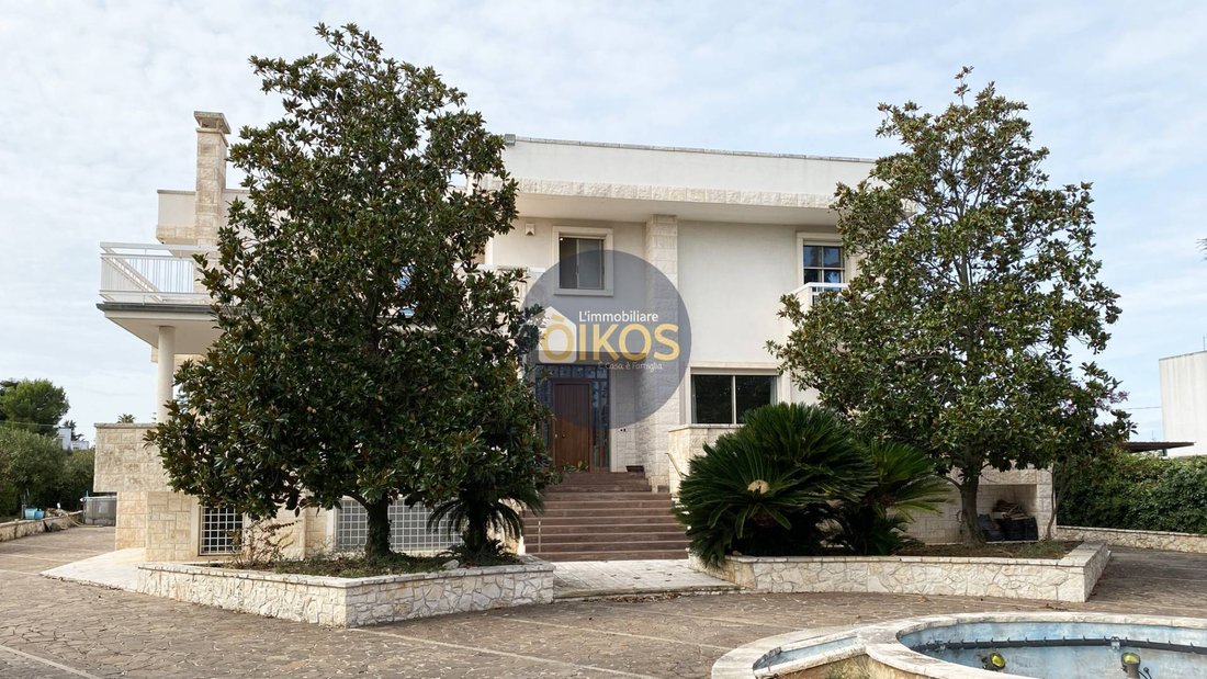 Villa en Castellana Grotte, Apulia, Italia 2 - 13484388