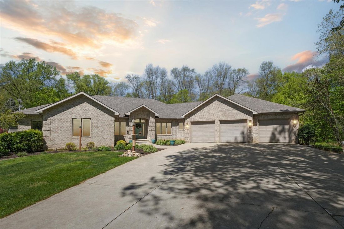 House in Lakeville, Indiana, United States 1 - 13960890