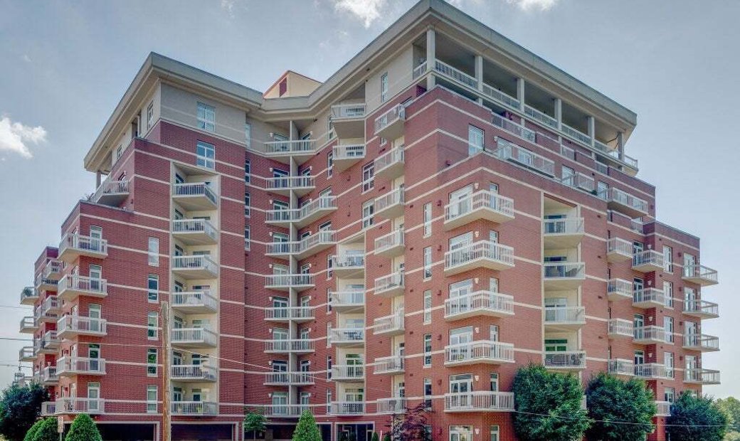 Curated visual reference: Gallery Detail: Luxury West End Corner Condo In Nashville Tn United States