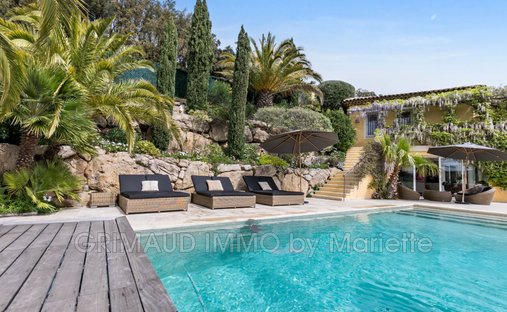 Villa in Ville-Les Saquedes-Le Bouillonnet, Sainte-Maxime, France 1
