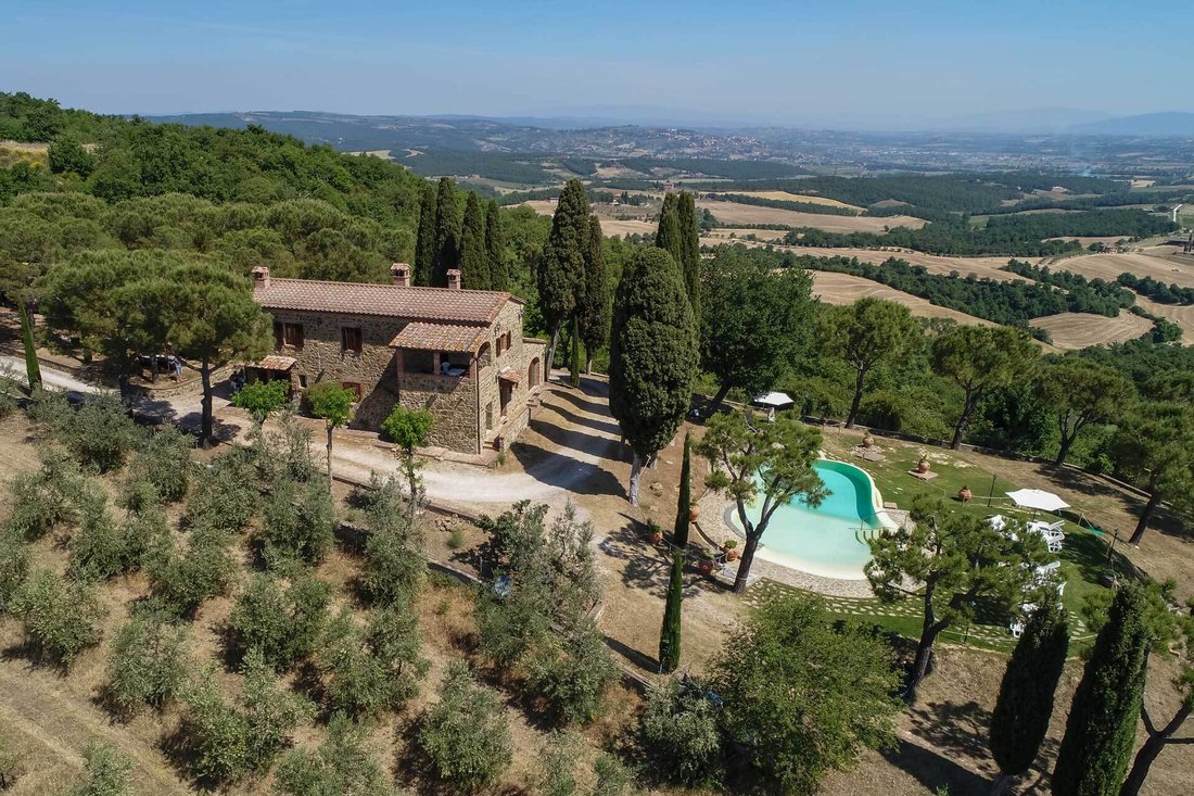 Casa en Torrita di Siena, Toscana, Italia 1 - 14214573