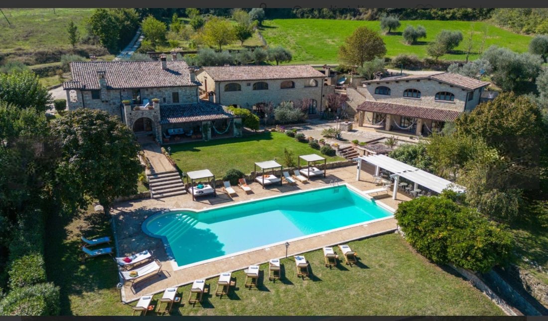 Villa in Todi, Umbria, Italy 1 - 14218981