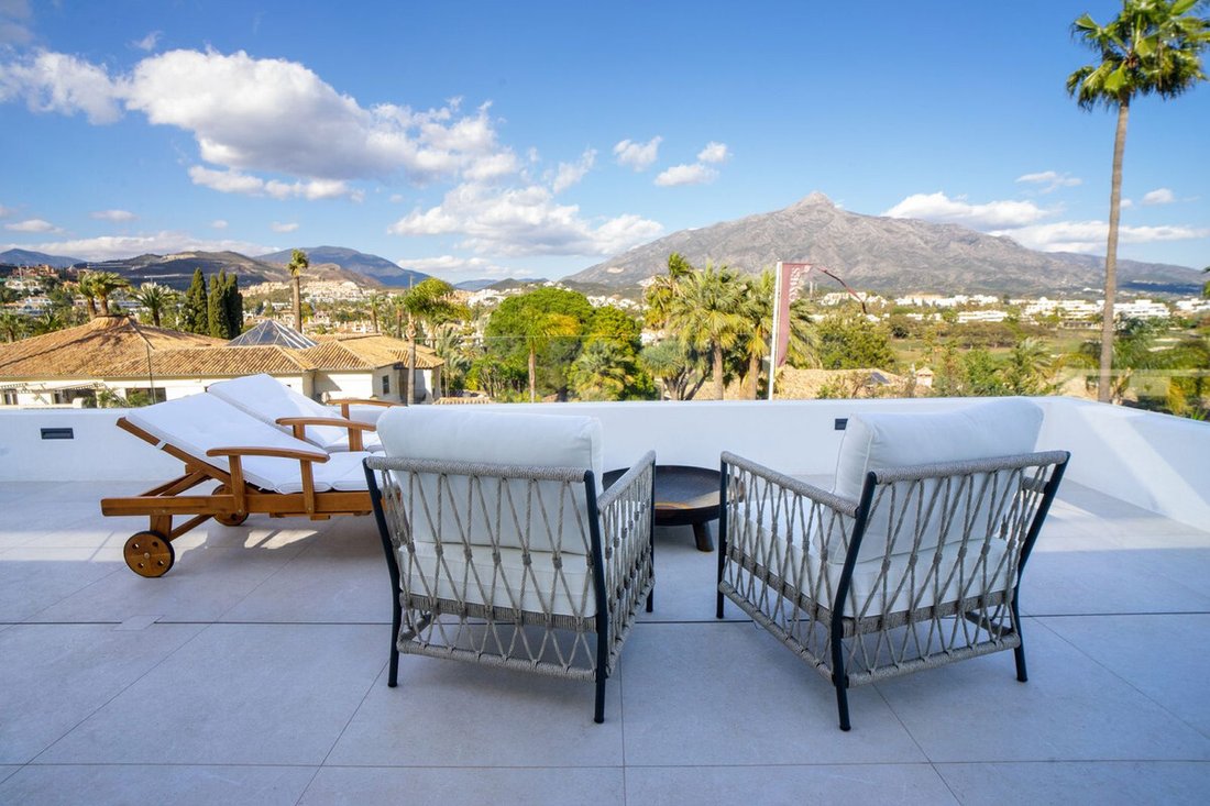 Villa in Marbella, Andalusia, Spain 2 - 14216040