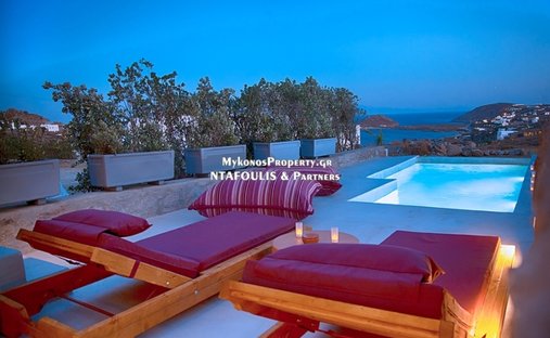 House in Ano Mera Community, Aegean, Greece 1