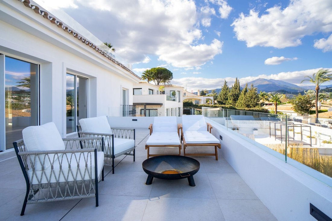 Villa in Marbella, Andalusia, Spain 4 - 14216040