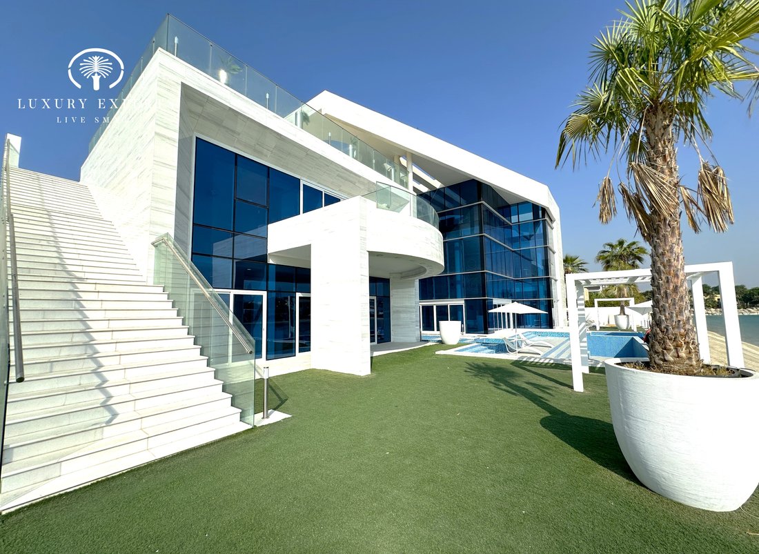 Villa in Palm Jumeirah, Dubai, United Arab Emirates 1 - 14214701
