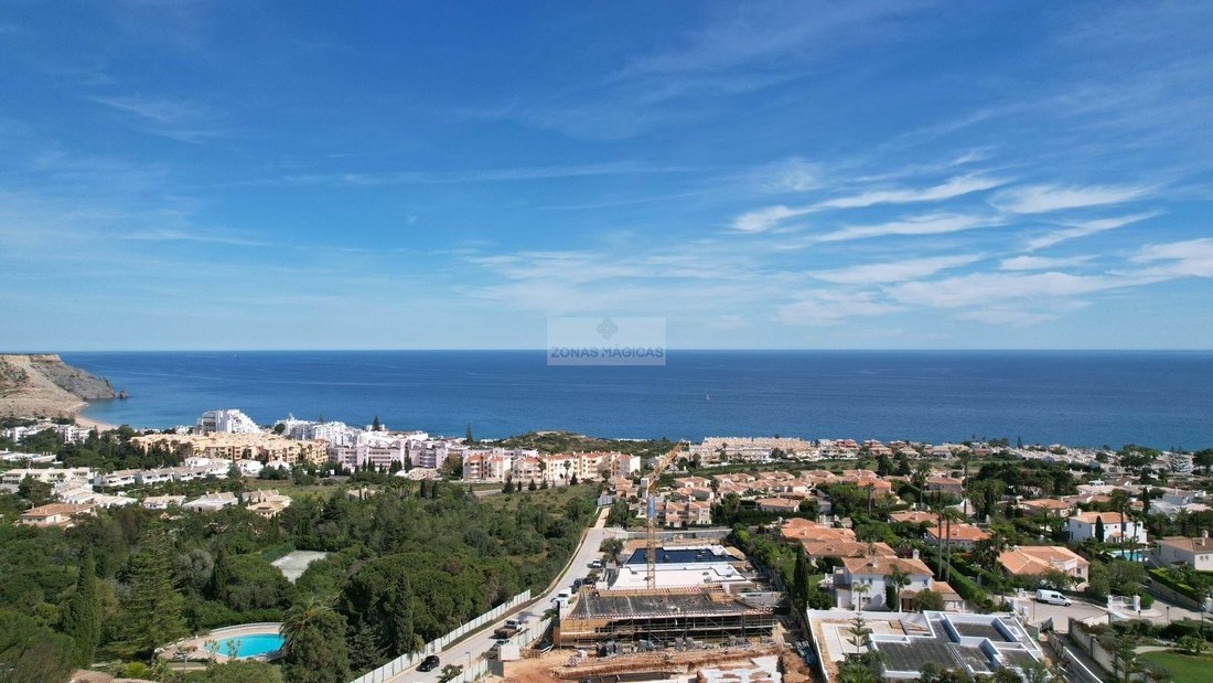 Land in Praia da Luz, Algarve, Portugal 1 - 14197530
