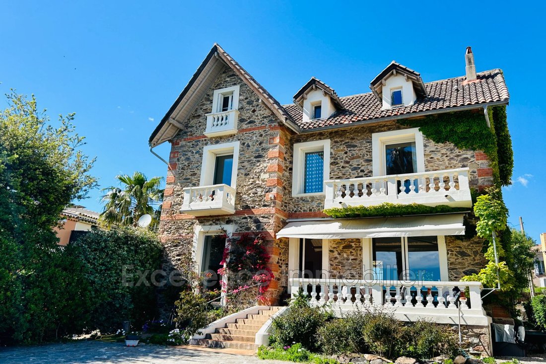 Villa in Ville-Les Saquedes-Le Bouillonnet, Sainte-Maxime, France 2 - 14215192