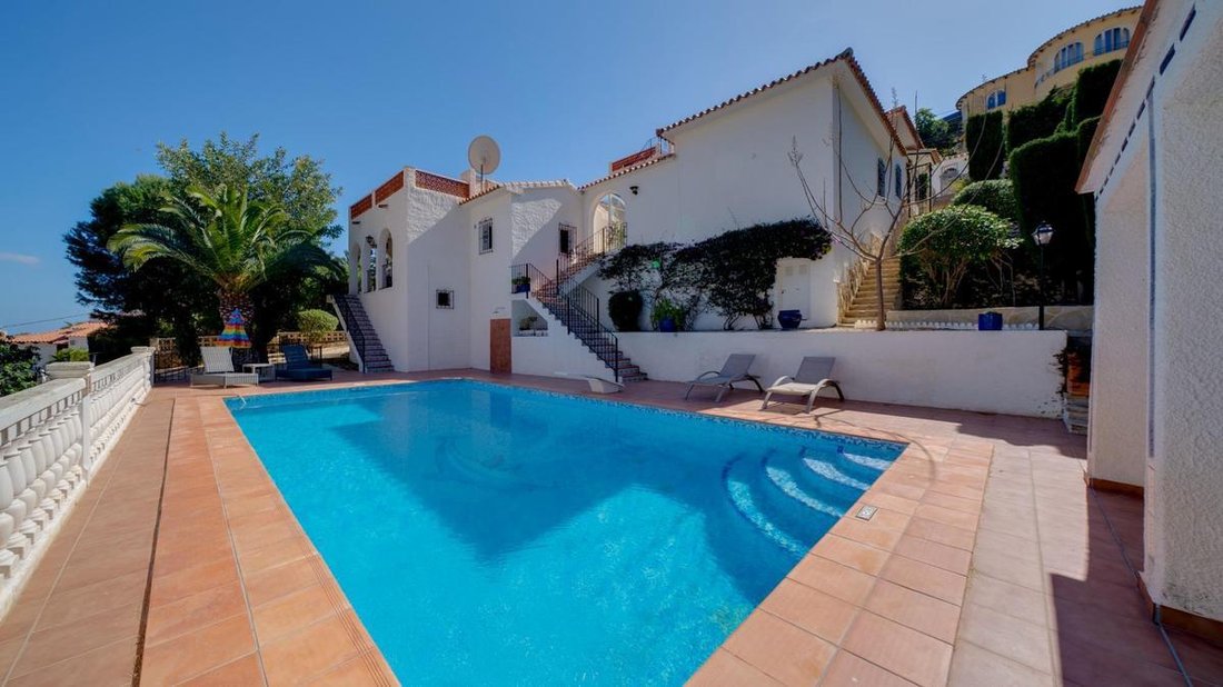Villa in Calp, Land Valencia, Spanien 2 - 14218757