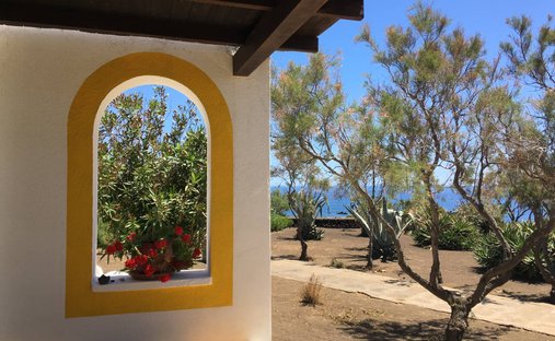 Villa in Linosa, Sizilien, Italien 1