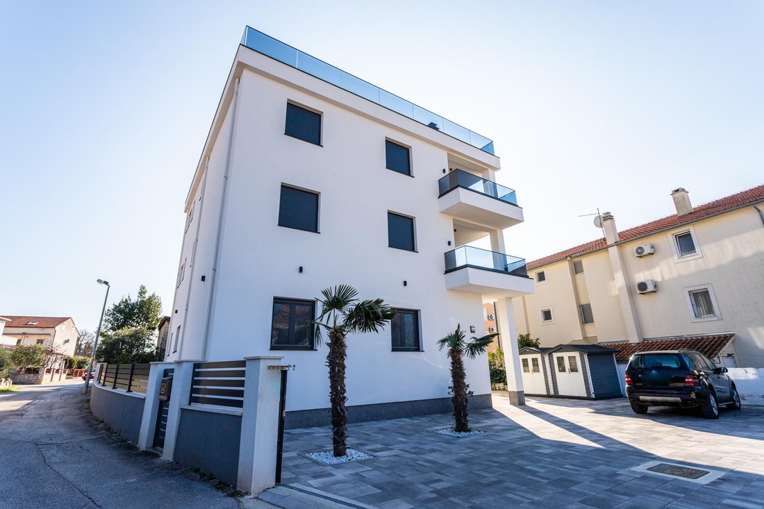 Villa in Srima, Sibenik-Knin County, Croatia 1 - 13808859
