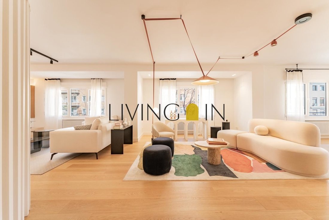Apartment in Ciutat Vella, Barcelona, Spain 1 - 14098356