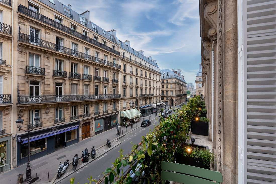 Apartment in Paris, Île-de-France, France 1 - 14025763