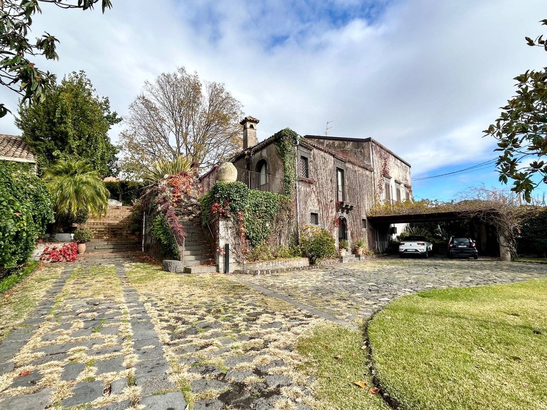Villa in Viagrande, Sicily, Italy 1 - 14218971