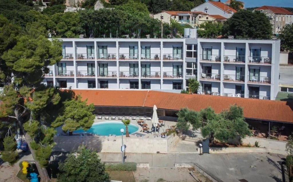 House in Gradski kotar Stari grad, Korcula, Dubrovnik-Neretva County 3 - 14222552