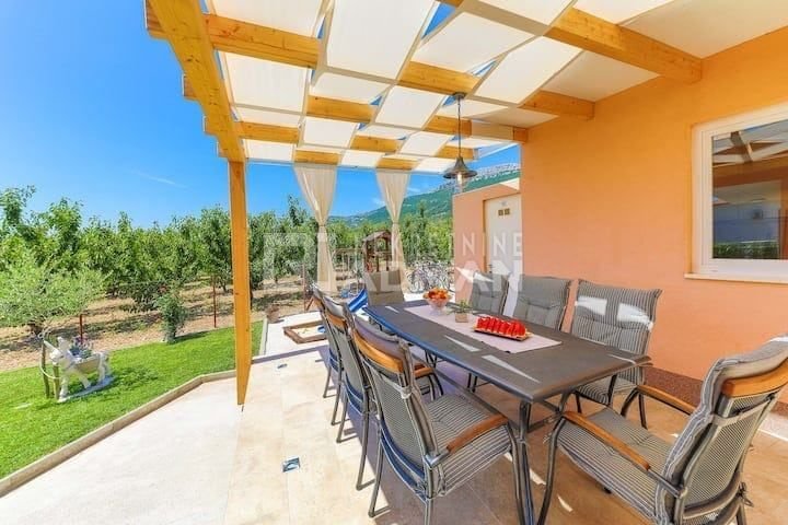 House in Kastel Luksic, Split-Dalmatia County, Croatia 1 - 14222680