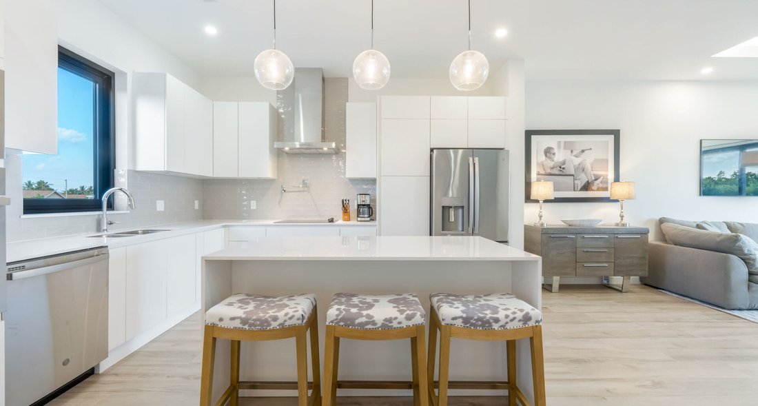 Apartment in Grand Harbour, George Town, Cayman Islands 4 - 14225956