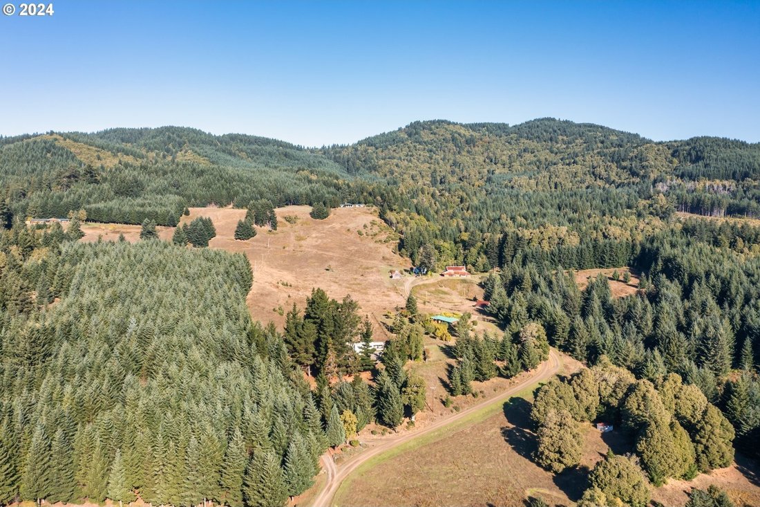 Land in Gold Beach, OR, United States 1 - 14221979