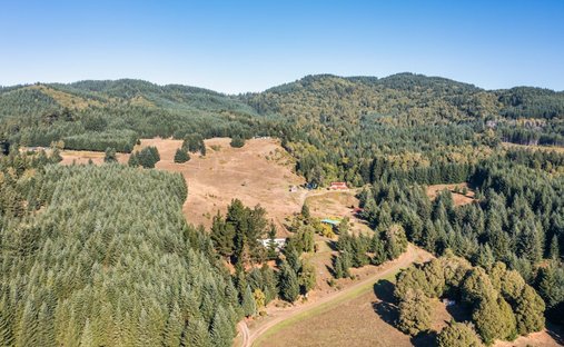 Land in Gold Beach, OR, United States 1