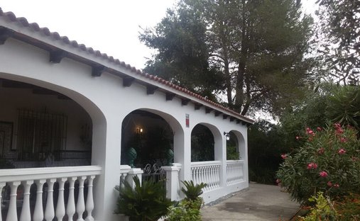 Villa en San Martín del Tesorillo, Andalucía, España 1
