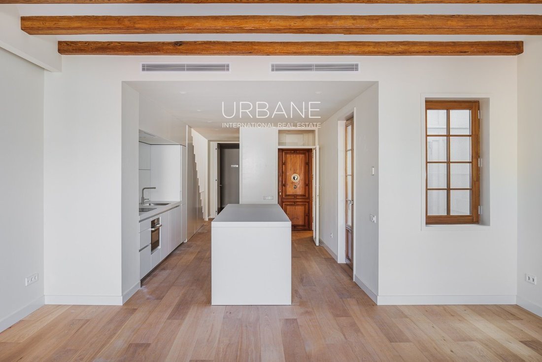 Appartamento a Eixample, Barcellona, Spagna 1 - 12370575