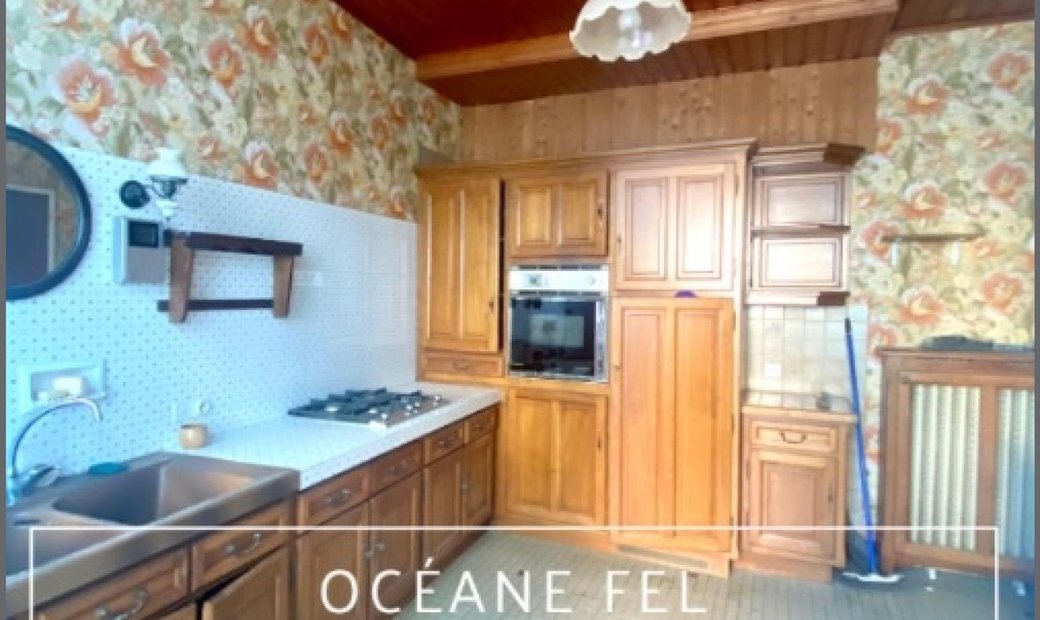 Rare Centre De In Saint Denis D'oléron, Nouvelle Aquitaine, France For Sale (13701801)