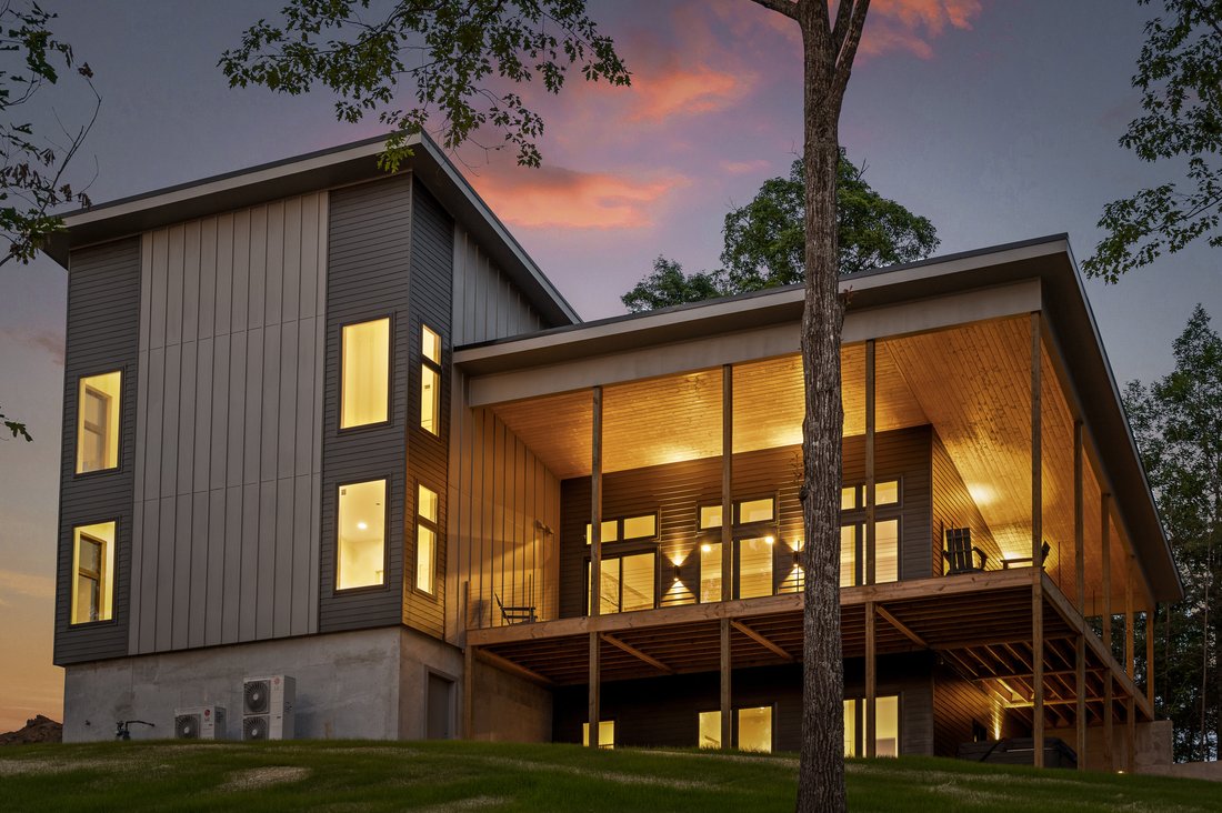 Modern Lake Home In Tennessee In Spring City, Tennessee, United States