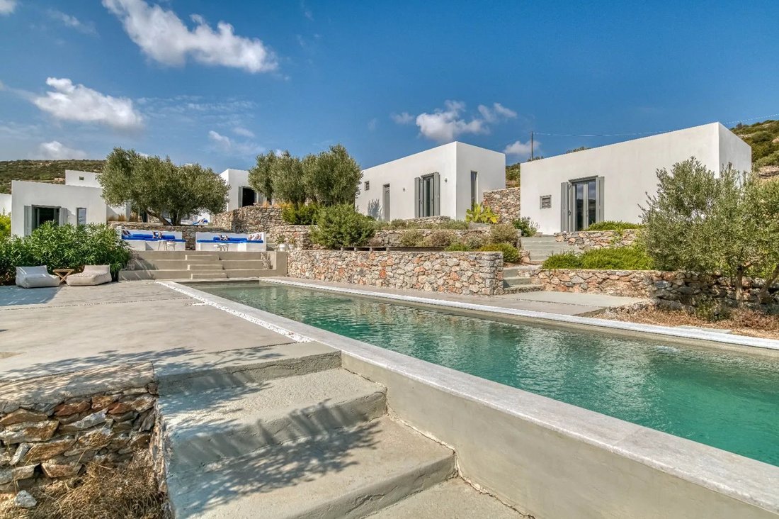Villa in Paros, Aegean, Greece 3 - 14232133